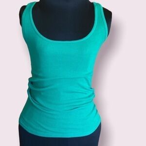 🦄 faded glory kelly green ribbed tank top, sz M